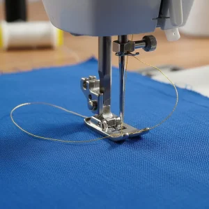 Set Aguja De Maquina De Coser Y 3 Bobinas De Coser
